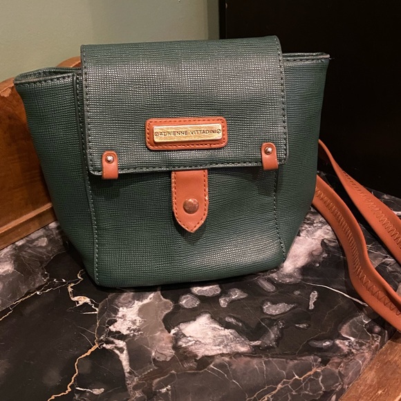 Adrienne Vittadini bag - Picture 14 of 16